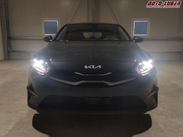 Kia / Ceed Sportswagon / Grau / / / , Beispielbilder, ggf. teilweise mit Sonderausstattung