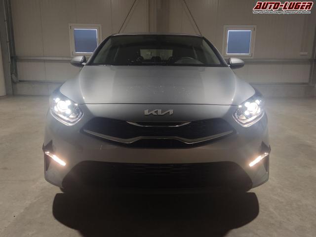 Kia / Ceed Sportswagon / Grau / / / , Beispielbilder, ggf. teilweise mit Sonderausstattung