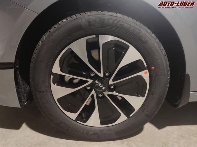 Kia / Ceed Sportswagon / Grau / / / , Beispielbilder, ggf. teilweise mit Sonderausstattung