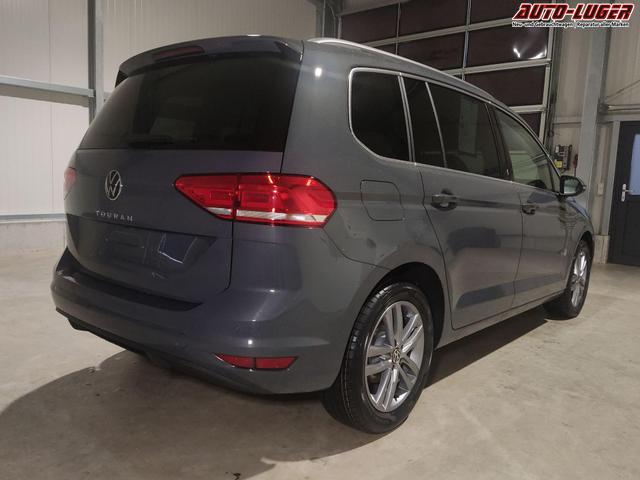 Beispielbilder, ggf. teilweise mit Sonderausstattung