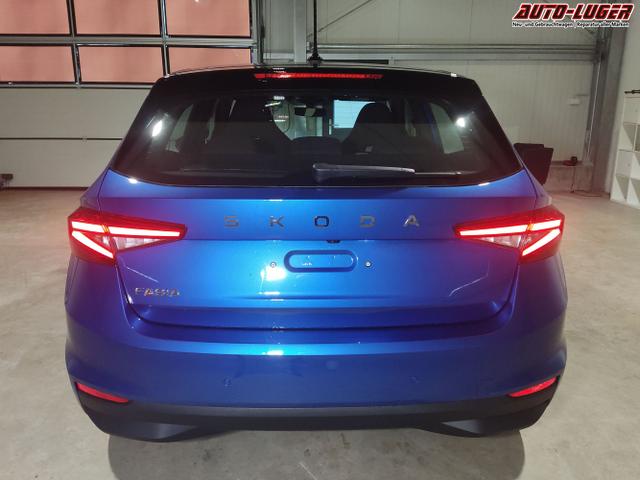 Skoda / Fabia / Blau / / / , Beispielbilder, ggf. teilweise mit Sonderausstattung