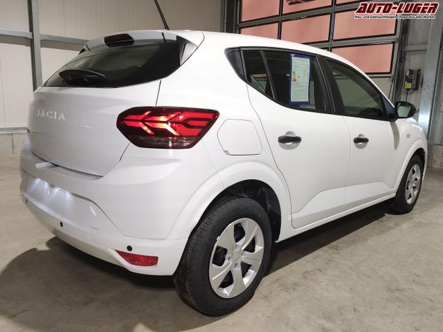 Dacia / Sandero / Weiß / / / , Beispielbilder, ggf. teilweise mit Sonderausstattung