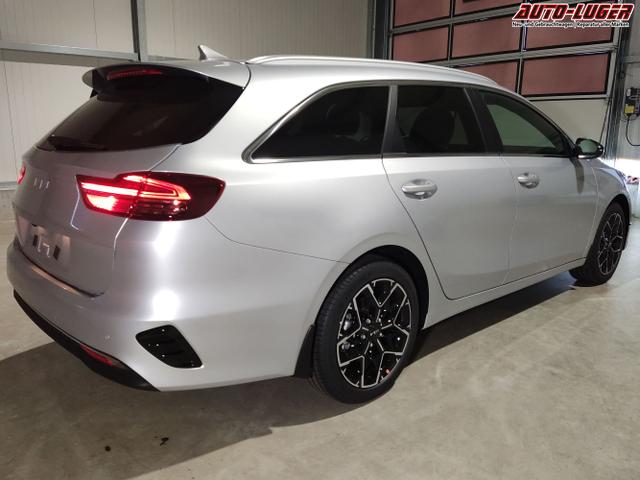 Kia / Ceed Sportswagon / Silber / / / 