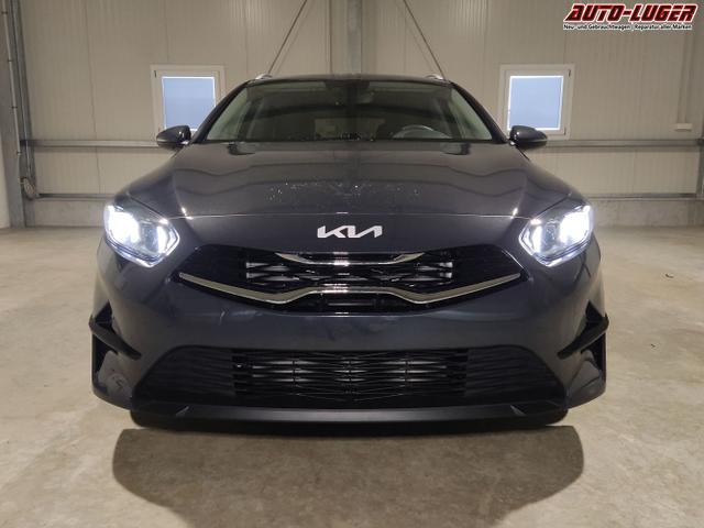 Kia / Ceed Sportswagon / Grau / / / , Beispielbilder, ggf. teilweise mit Sonderausstattung