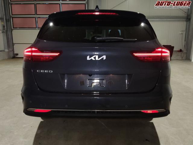 Kia / Ceed Sportswagon / Grau / / / , Beispielbilder, ggf. teilweise mit Sonderausstattung
