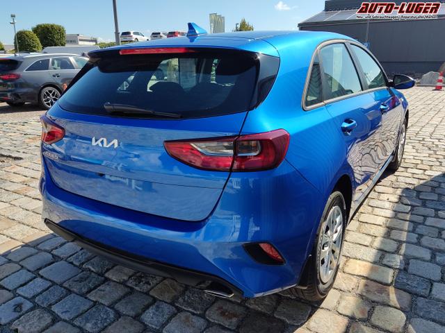 Kia / Ceed / Blau / / / , Beispielbilder, ggf. teilweise mit Sonderausstattung