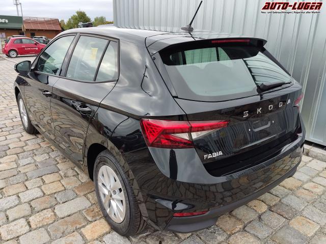 Skoda / Fabia / Schwarz / / / 