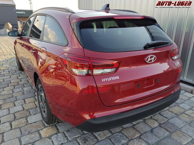 Hyundai / i30 Kombi / Rot / / / , Beispielbilder, ggf. teilweise mit Sonderausstattung