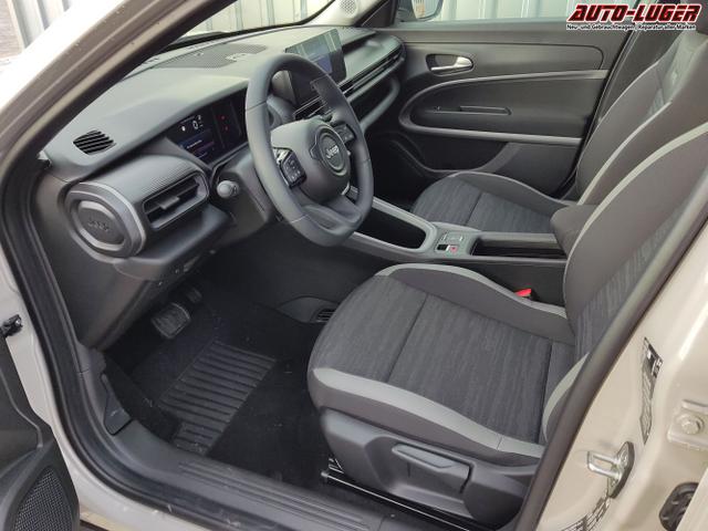 Jeep / Avenger / Beige / / / , Beispielbilder, ggf. teilweise mit Sonderausstattung