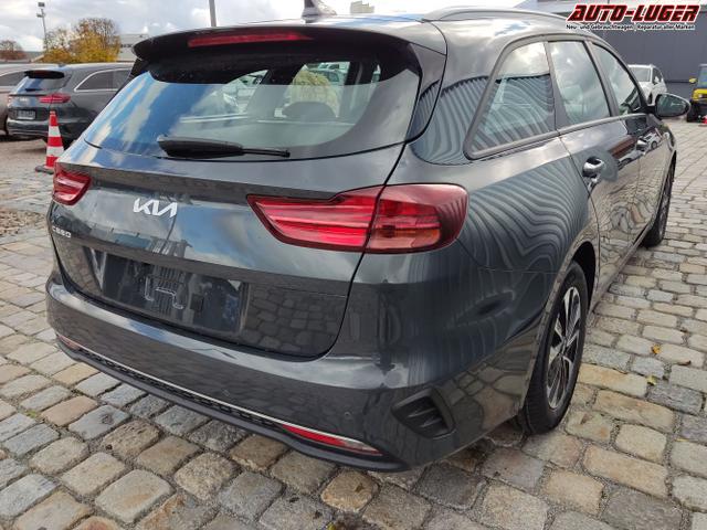 Kia / Ceed / Grau / / / , Beispielbilder, ggf. teilweise mit Sonderausstattung