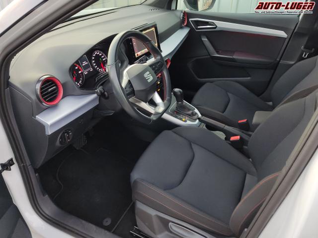 Seat / Arona / Weiß / / / 