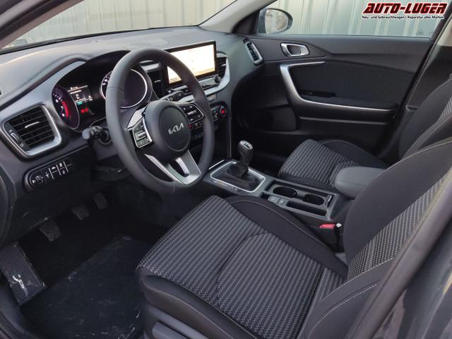 Kia / XCeed / Grau / / / 