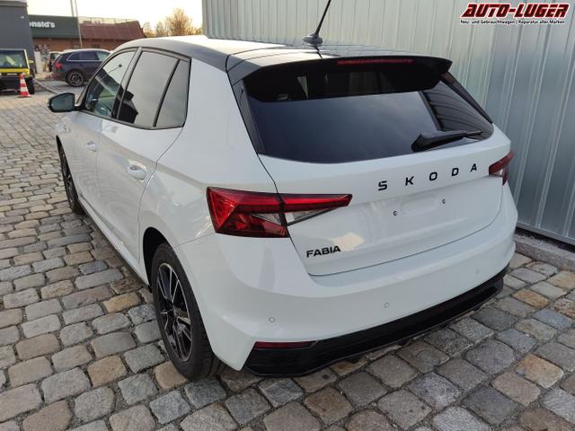 Skoda / Fabia / Weiß / / / , Beispielbilder, ggf. teilweise mit Sonderausstattung