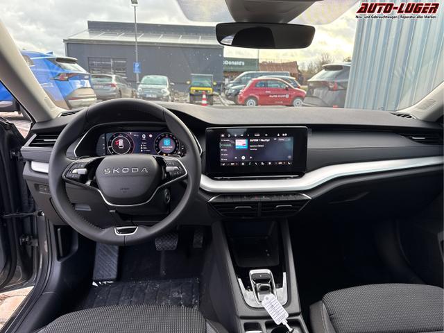 Skoda / Octavia Combi / Grau / / / , Beispielbilder, ggf. teilweise mit Sonderausstattung