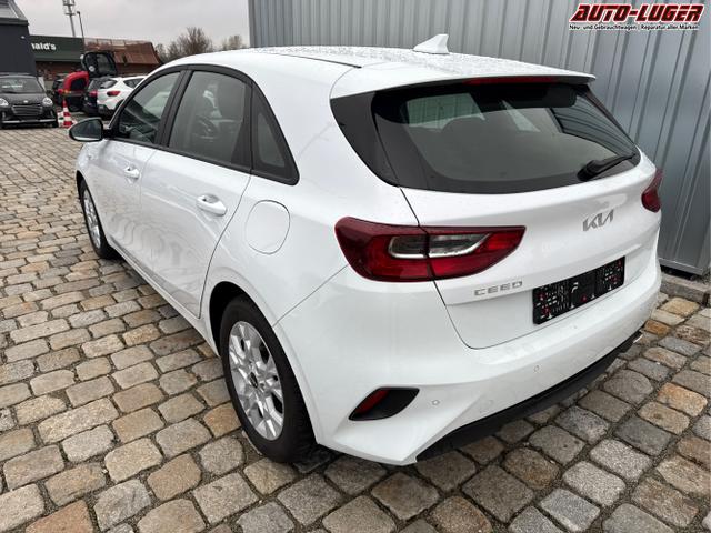 Kia / Ceed / Weiß / / / 
