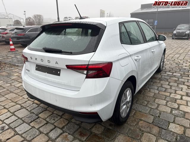 Skoda / Fabia / Wei&szlig; / / / , Beispielbilder, ggf. teilweise mit Sonderausstattung