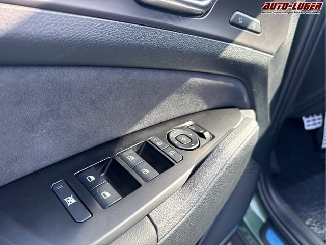 Kia / Sportage / Gr&uuml;n / / / , Beispielbilder, ggf. teilweise mit Sonderausstattung