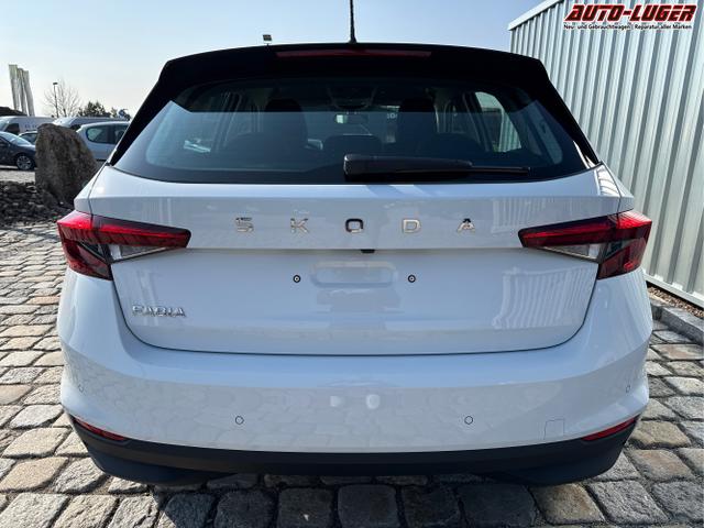 Skoda / Fabia / Wei&szlig; / / / , Beispielbilder, ggf. teilweise mit Sonderausstattung