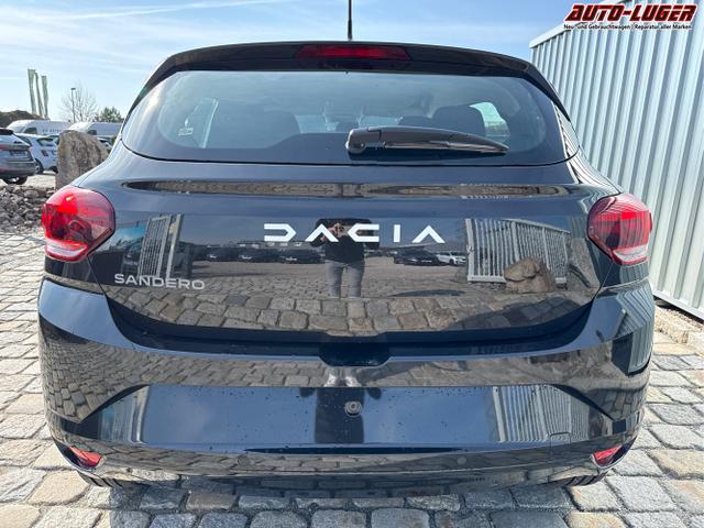 Dacia / Sandero / Schwarz / / / , Beispielbilder, ggf. teilweise mit Sonderausstattung