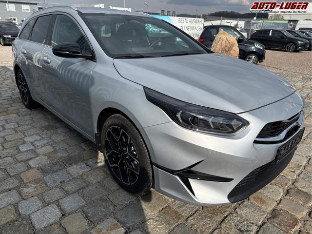 Kia / Ceed / Silber / / / 