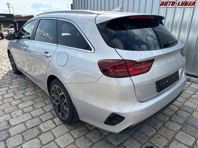 Kia / Ceed / Silber / / / 