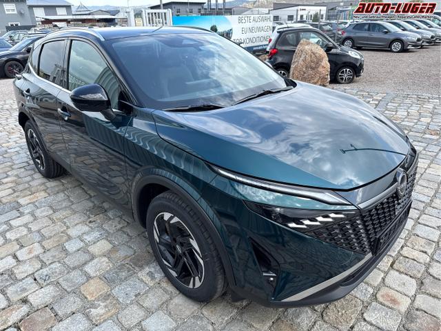 Nissan / Qashqai / Gr&uuml;n / / / , Beispielbilder, ggf. teilweise mit Sonderausstattung