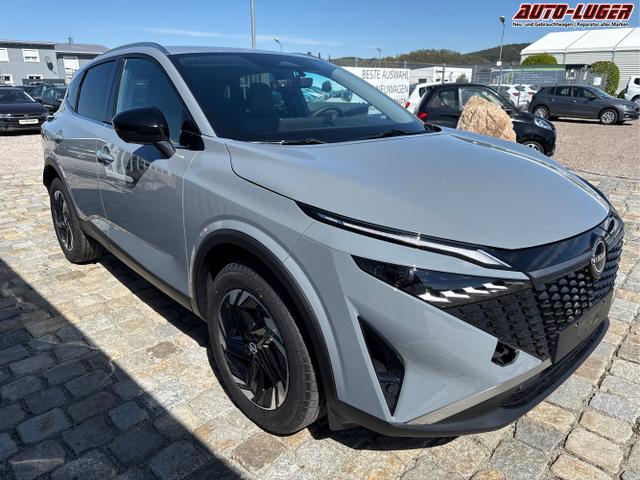Nissan / Qashqai / Grau / / / , Beispielbilder, ggf. teilweise mit Sonderausstattung