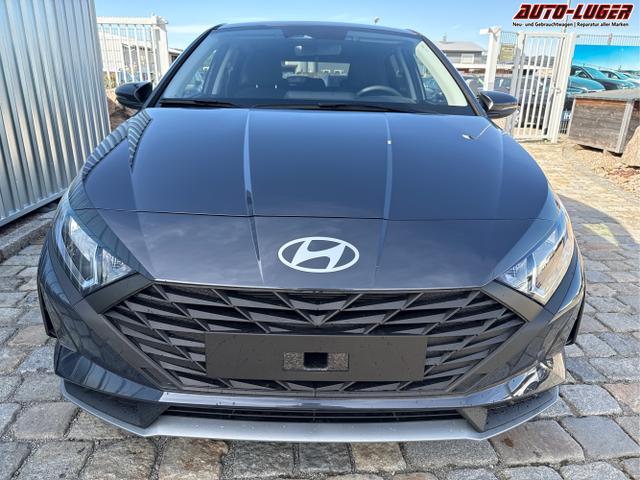 Hyundai / i20 / Grau / / / 