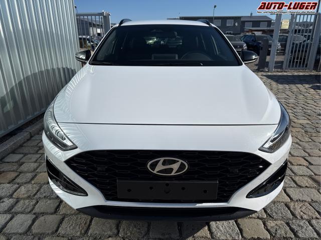 Hyundai / i30 Kombi / Wei&szlig; / / / , Beispielbilder, ggf. teilweise mit Sonderausstattung