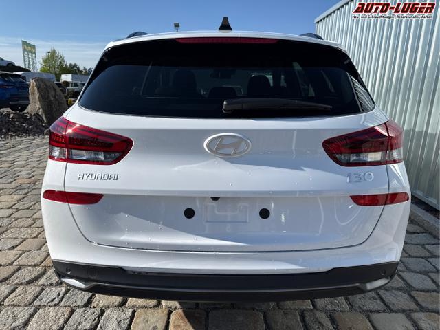 Hyundai / i30 Kombi / Wei&szlig; / / / , Beispielbilder, ggf. teilweise mit Sonderausstattung