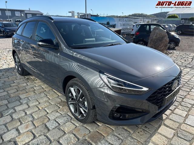 Hyundai / i30 Kombi / Grau / / / , Beispielbilder, ggf. teilweise mit Sonderausstattung