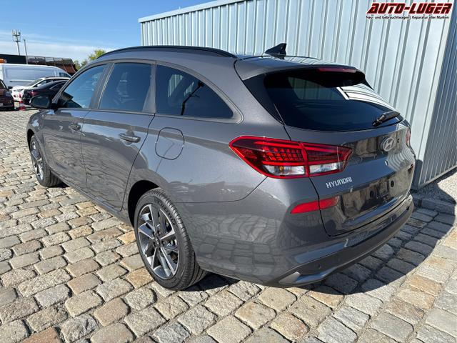 Hyundai / i30 Kombi / Grau / / / , Beispielbilder, ggf. teilweise mit Sonderausstattung