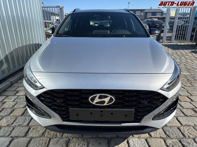 Hyundai / i30 Kombi / Silber / / / , Beispielbilder, ggf. teilweise mit Sonderausstattung