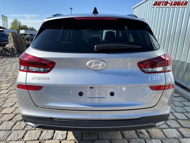 Hyundai / i30 Kombi / Silber / / / , Beispielbilder, ggf. teilweise mit Sonderausstattung