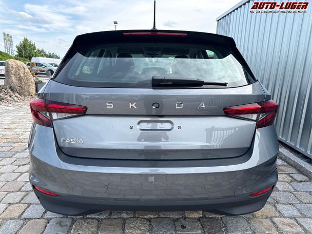 Skoda / Fabia / Grau / / / , Beispielbilder, ggf. teilweise mit Sonderausstattung