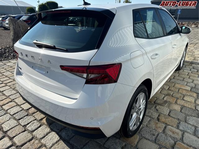 Skoda / Fabia / Wei&szlig; / / / , Beispielbilder, ggf. teilweise mit Sonderausstattung