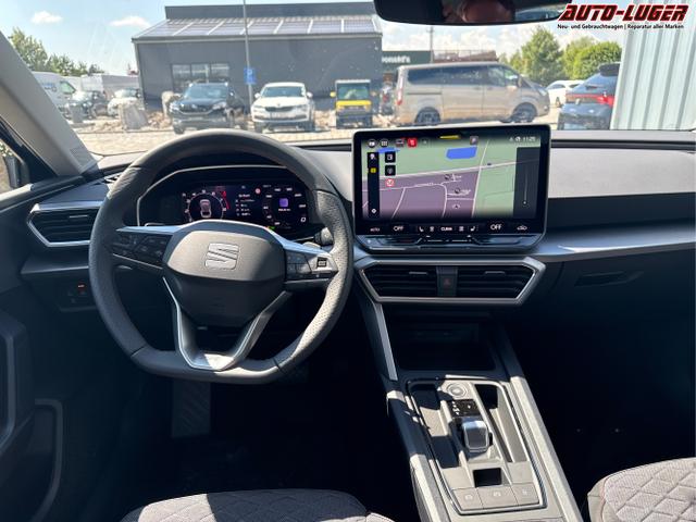Seat / Leon Sportstourer / Grau / / / 