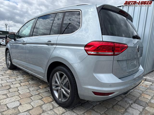 Volkswagen / Touran / Silber / / / 
