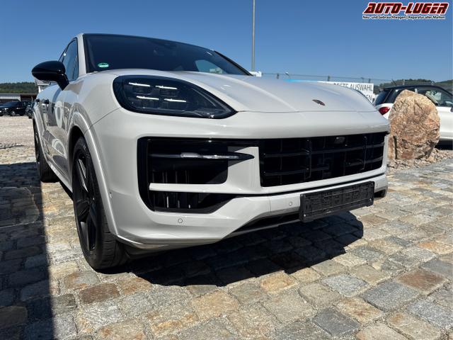 Porsche / Cayenne / Beige / / / 