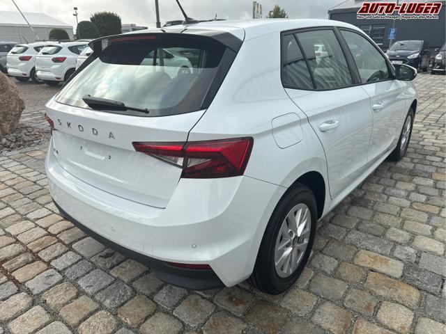 Skoda / Fabia / Wei&szlig; / / / , Beispielbilder, ggf. teilweise mit Sonderausstattung