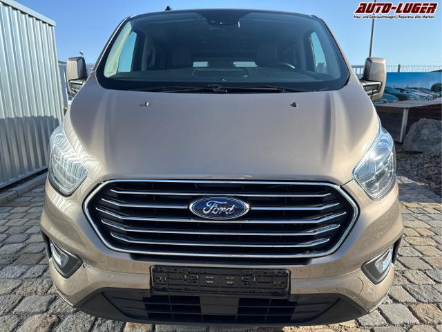 Ford / Tourneo Custom / Silber / / / 