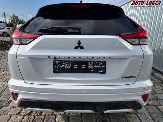 Mitsubishi / Eclipse Cross / Wei&szlig; / / / 
