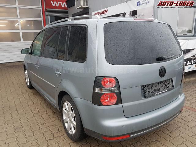 Volkswagen / Touran / Grau / / / Highline 2,0 TDI DPF
