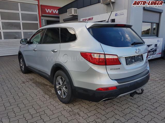 Hyundai / Grand Santa Fe / Silber / / / Grand Santa Fe 2.2 CRDI Style 4WD