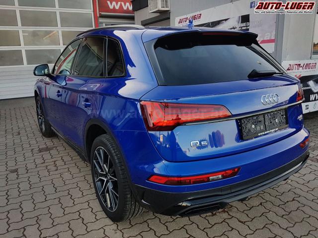Audi / Q5 / Blau / / / Q5 40 2.0 TDI quattro S line