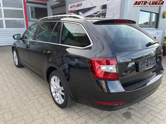 Skoda / Octavia Combi / Schwarz / / / Octavia 2.0 TDI DPF Style