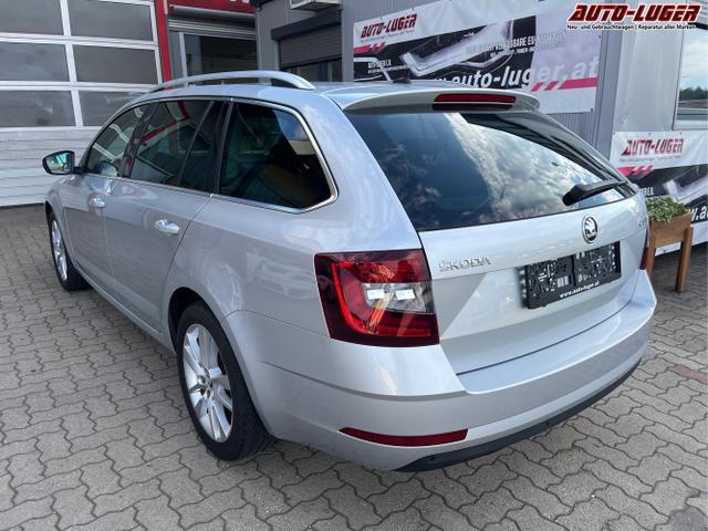 Skoda / Octavia Combi / Silber / / / Octavia 2.0 TDI DPF Style