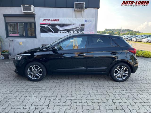 Hyundai / i20 / Schwarz / / / i20 1.0 *R&uuml;ckfahrkamera* Automatik* 
