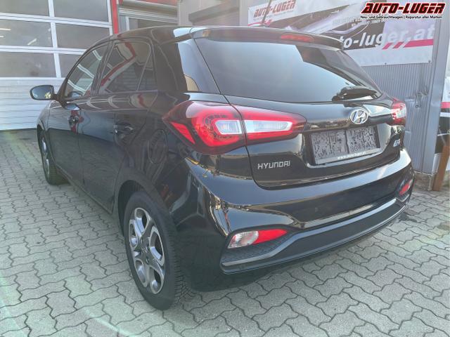Hyundai / i20 / Schwarz / / / i20 1.0 *R&uuml;ckfahrkamera* Automatik* 