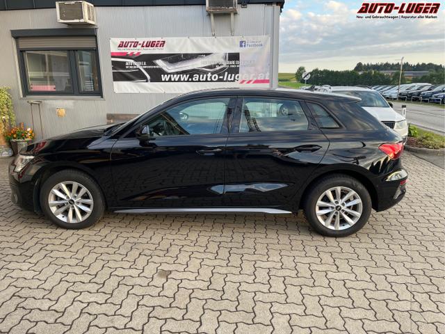 Volkswagen / Touran / Schwarz / / / A3 30 2.0 TDI Sportback basis
